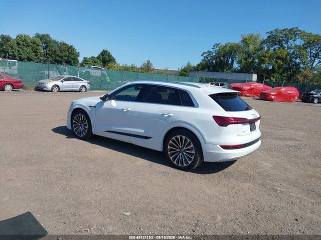 2019 AUDI E-TRON PREMIUM PLUS 3