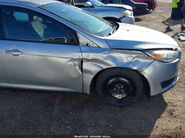 2017 FORD FOCUS SE 6