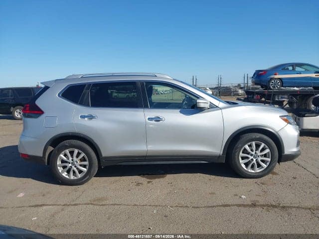 2018 NISSAN ROGUE SV 11