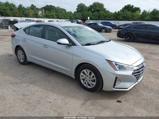 2019 HYUNDAI ELANTRA SE