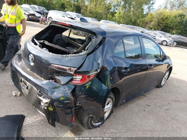 2019 TOYOTA COROLLA SE 4
