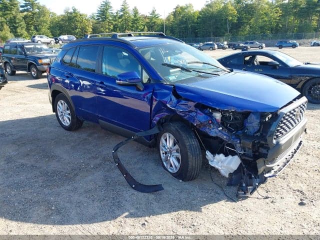 2024 TOYOTA COROLLA CROSS LE