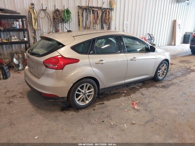 2017 FORD FOCUS SE 4