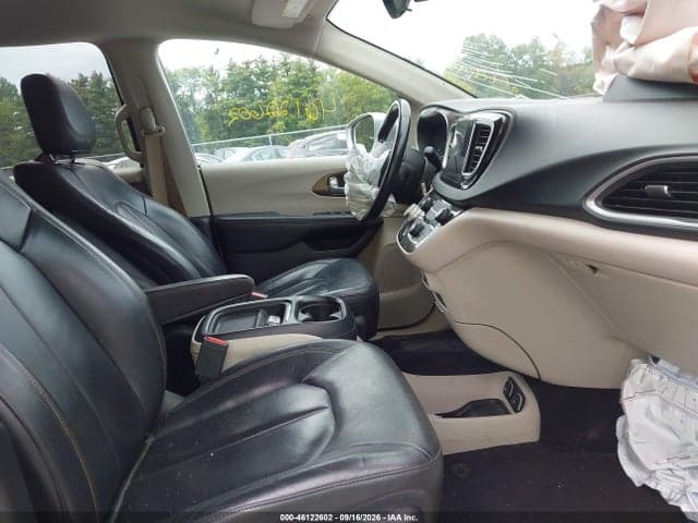 2017 CHRYSLER PACIFICA TOURING-L 5