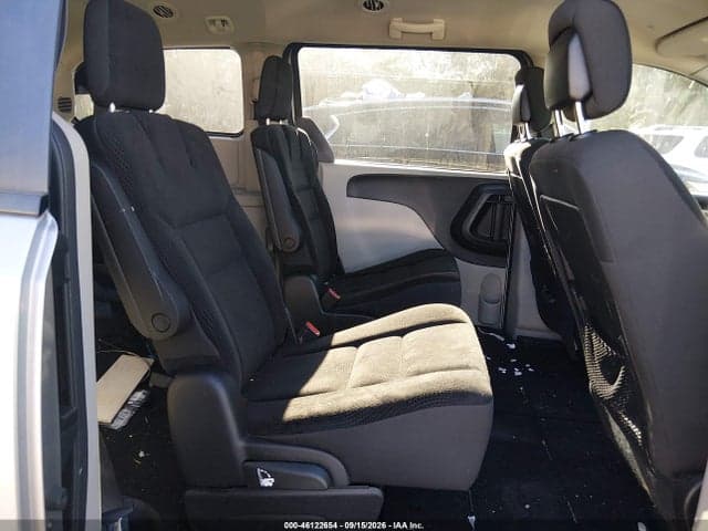 2019 DODGE GRAND CARAVAN SE 3