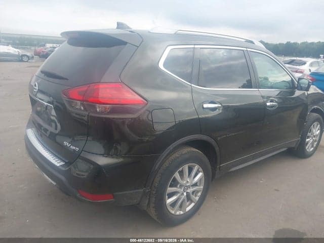 2017 NISSAN ROGUE SV 4