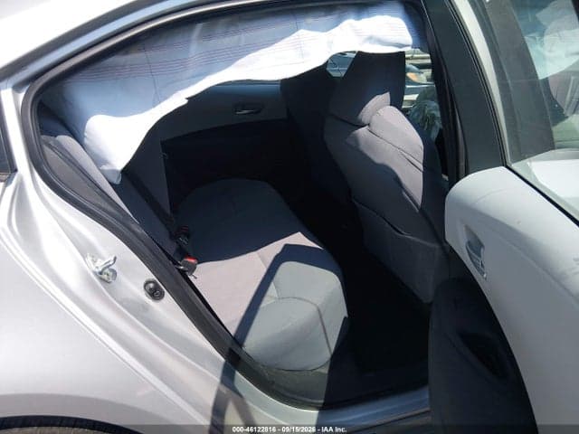 2020 TOYOTA COROLLA SE 8