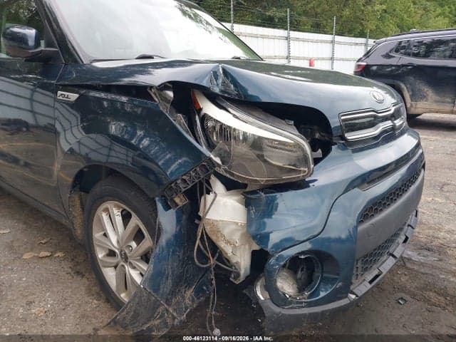 2019 KIA SOUL + 6