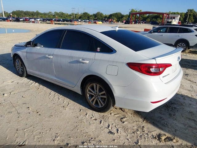 2017 HYUNDAI SONATA SE 3