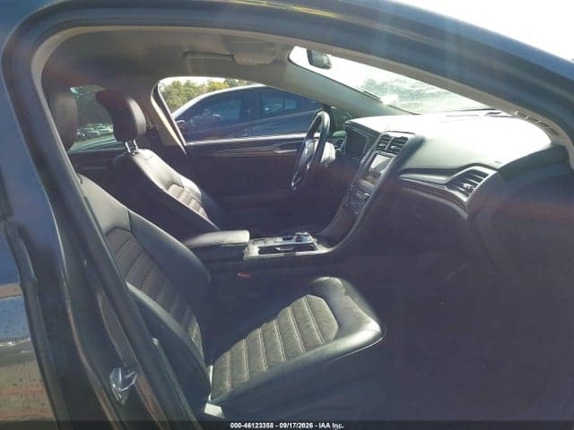 2017 FORD FUSION SE 5