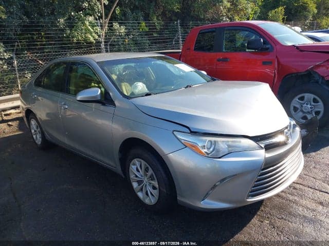 2017 TOYOTA CAMRY LE 13