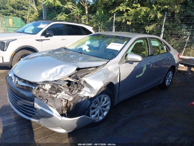 2017 TOYOTA CAMRY LE 14