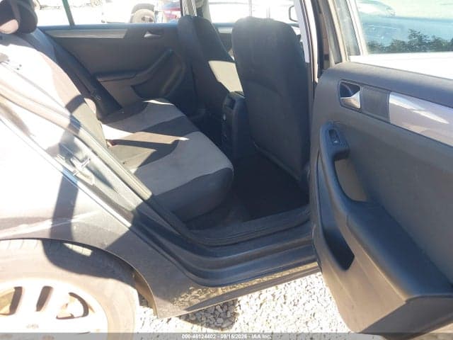 2017 VOLKSWAGEN JETTA 1.4T S 18