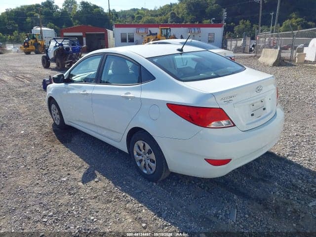 2017 HYUNDAI ACCENT SE 3