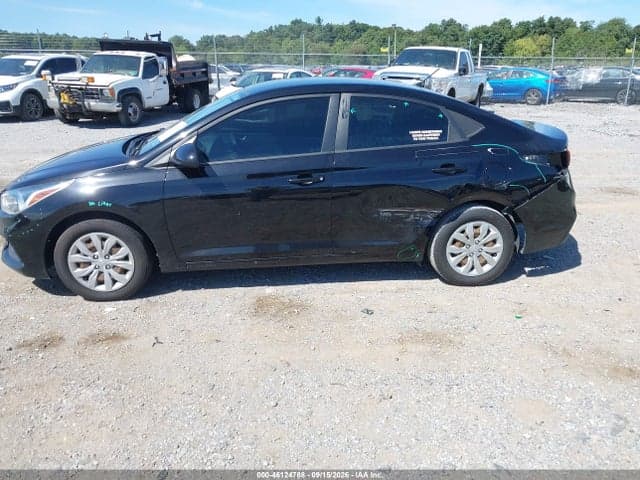 2021 HYUNDAI ACCENT SE 14