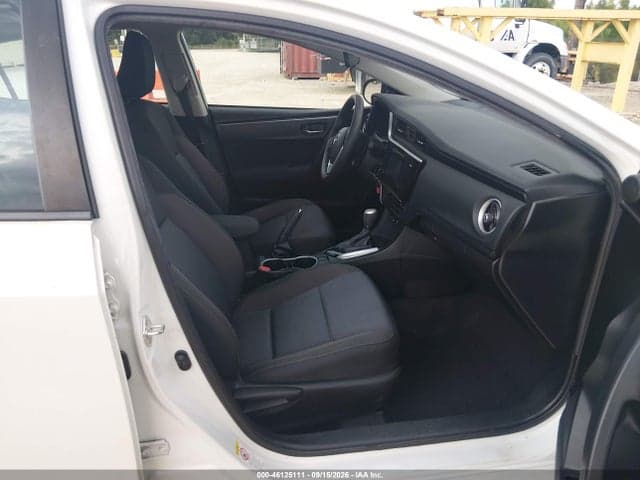 2017 TOYOTA COROLLA LE 5