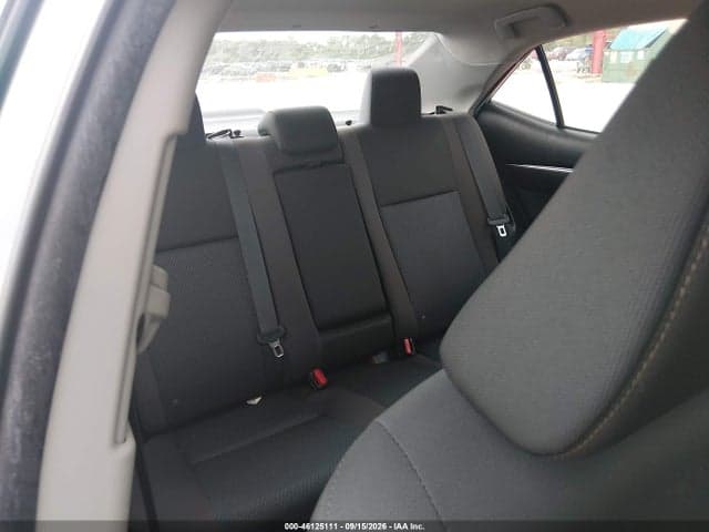 2017 TOYOTA COROLLA LE 8