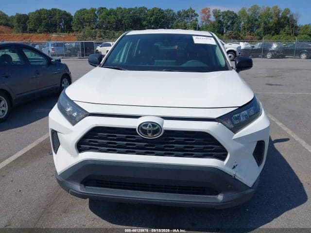 2022 TOYOTA RAV4 LE 12
