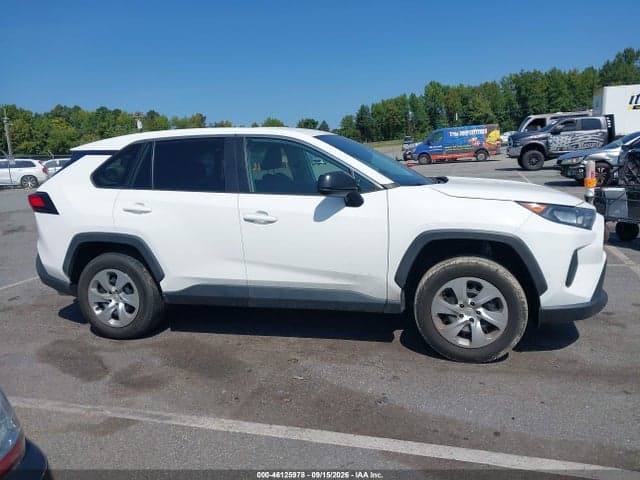 2022 TOYOTA RAV4 LE 13
