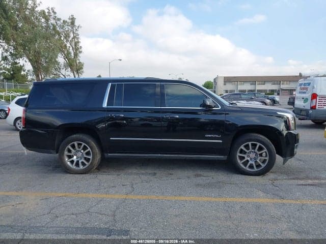 2017 GMC YUKON XL DENALI 15