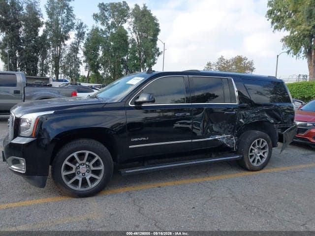 2017 GMC YUKON XL DENALI 16