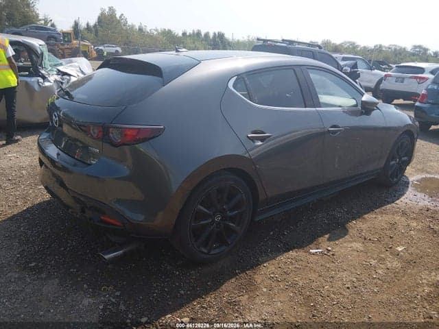 2021 MAZDA MAZDA3 PREMIUM 4