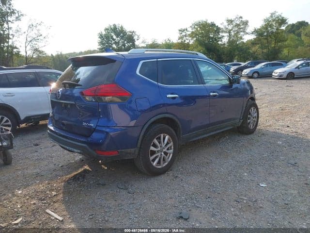 2017 NISSAN ROGUE SV 4