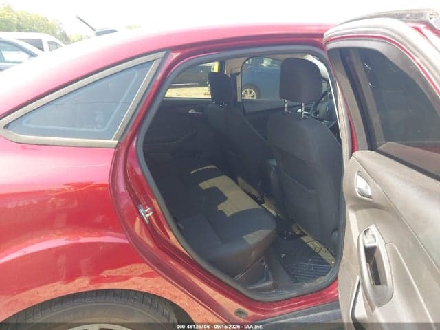 2017 FORD FOCUS SE 8