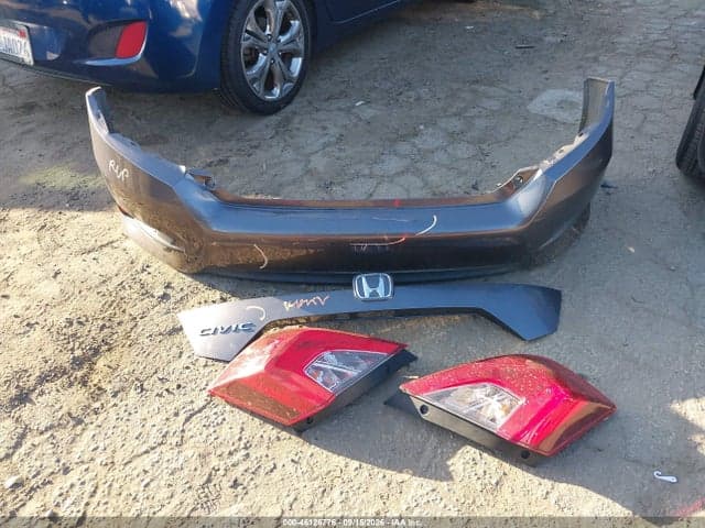 2018 HONDA CIVIC LX 12