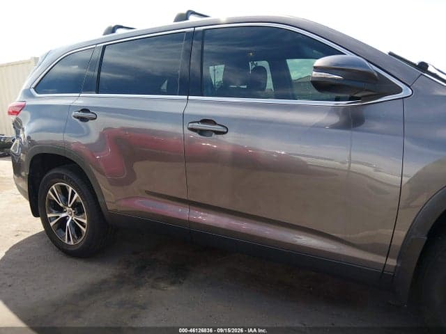 2019 TOYOTA HIGHLANDER LE PLUS 14