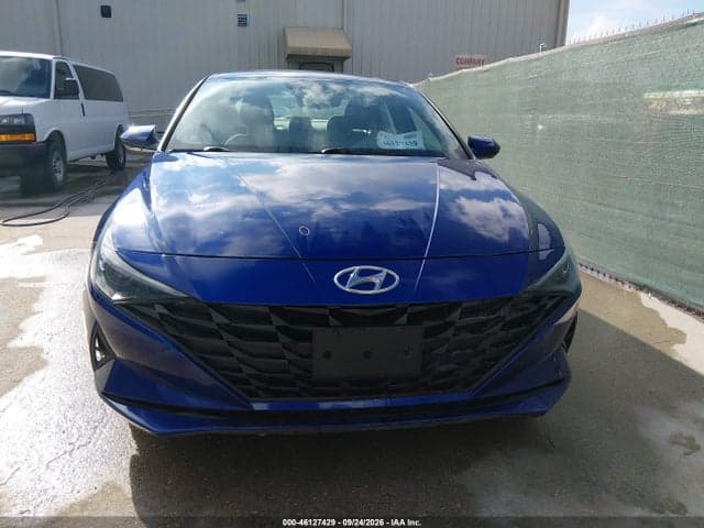 2021 HYUNDAI ELANTRA SE 14