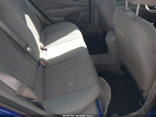 2021 HYUNDAI ELANTRA SE 8