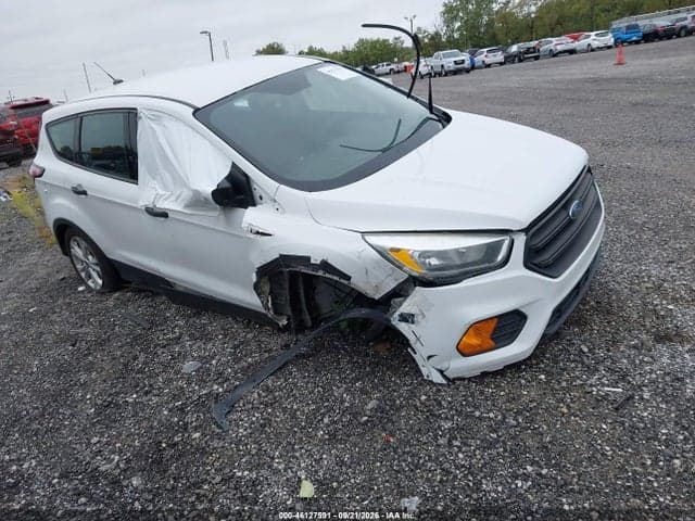 2017 FORD ESCAPE S 1