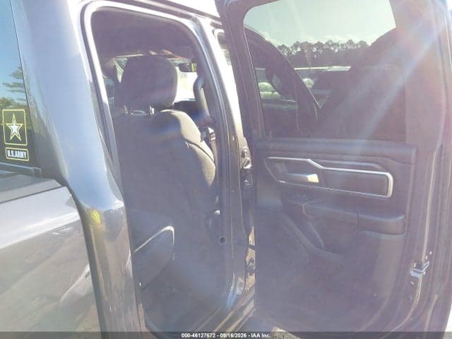 2022 RAM 1500 BIG HORN 4X2 6'4 BOX 8