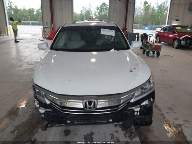 2017 HONDA ACCORD EX 13