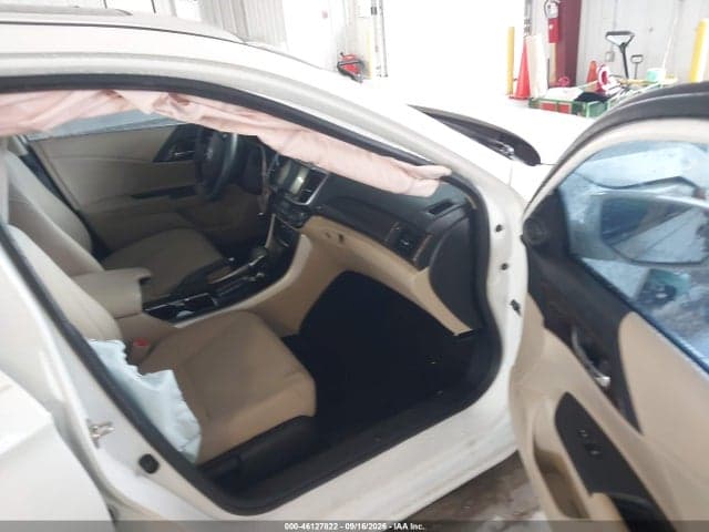2017 HONDA ACCORD EX 5