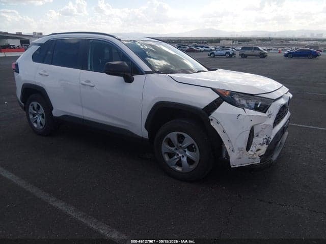 2021 TOYOTA RAV4 LE 1