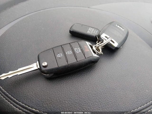 2018 KIA FORTE S 11
