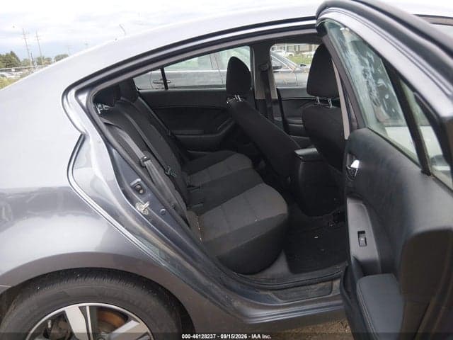 2018 KIA FORTE S 8