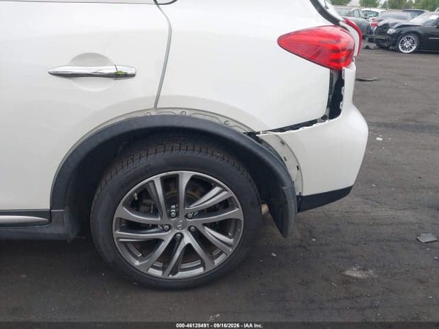 2017 INFINITI QX50 18