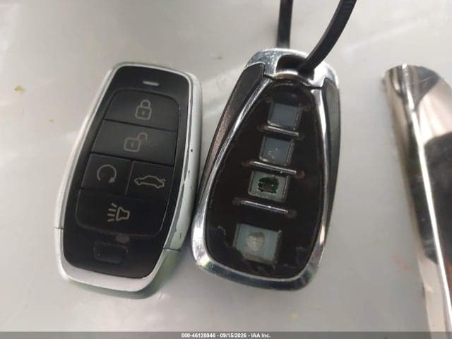 2019 CHEVROLET TRAX LT 11