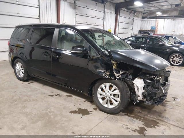 2017 KIA SEDONA LX