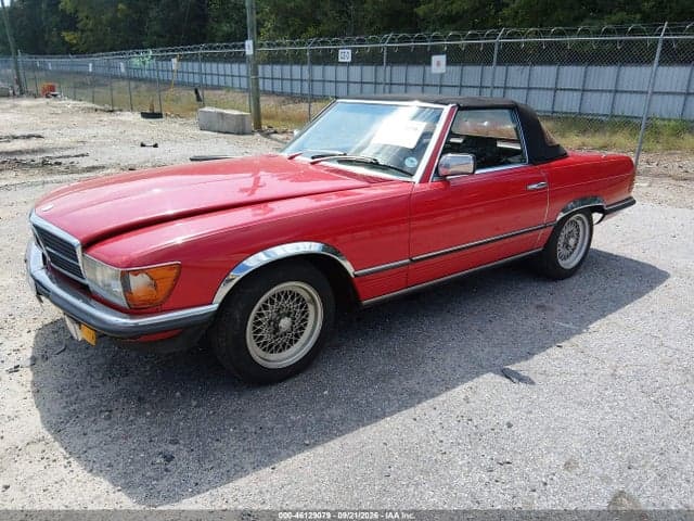 1980 MERCEDES-BENZ 280-CLASS 2