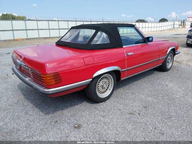 1980 MERCEDES-BENZ 280-CLASS 4