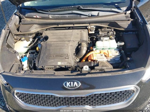 2019 KIA NIRO LX 10