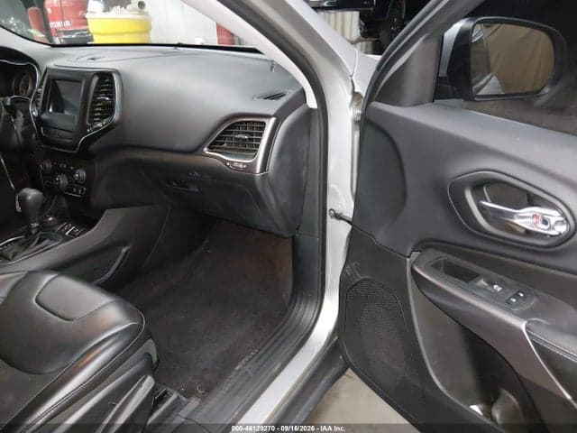 2019 JEEP CHEROKEE LATITUDE PLUS 4X4 5