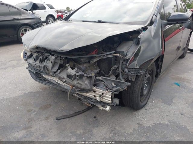 2017 TOYOTA PRIUS TWO 6
