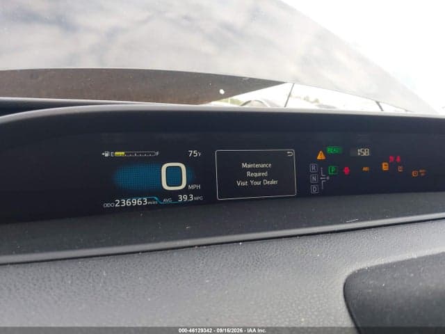 2017 TOYOTA PRIUS TWO 7