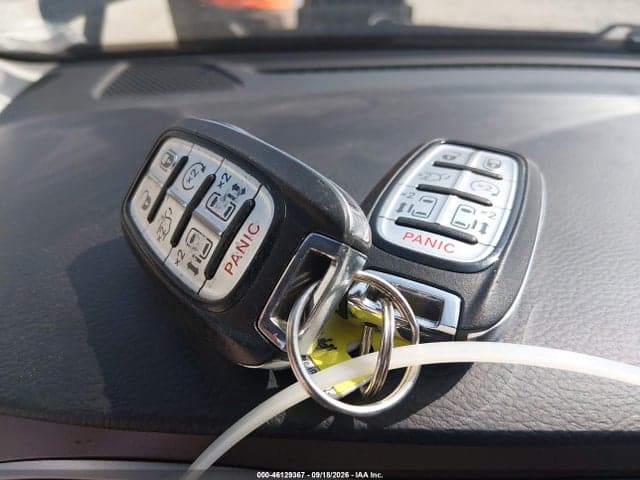 2017 CHRYSLER PACIFICA TOURING-L 11