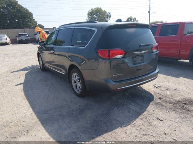 2017 CHRYSLER PACIFICA TOURING-L 3